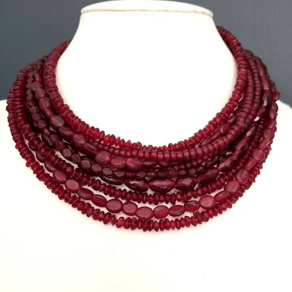 Vintage multi strand layered various red glass beaded necklace - Picture 1 of 16